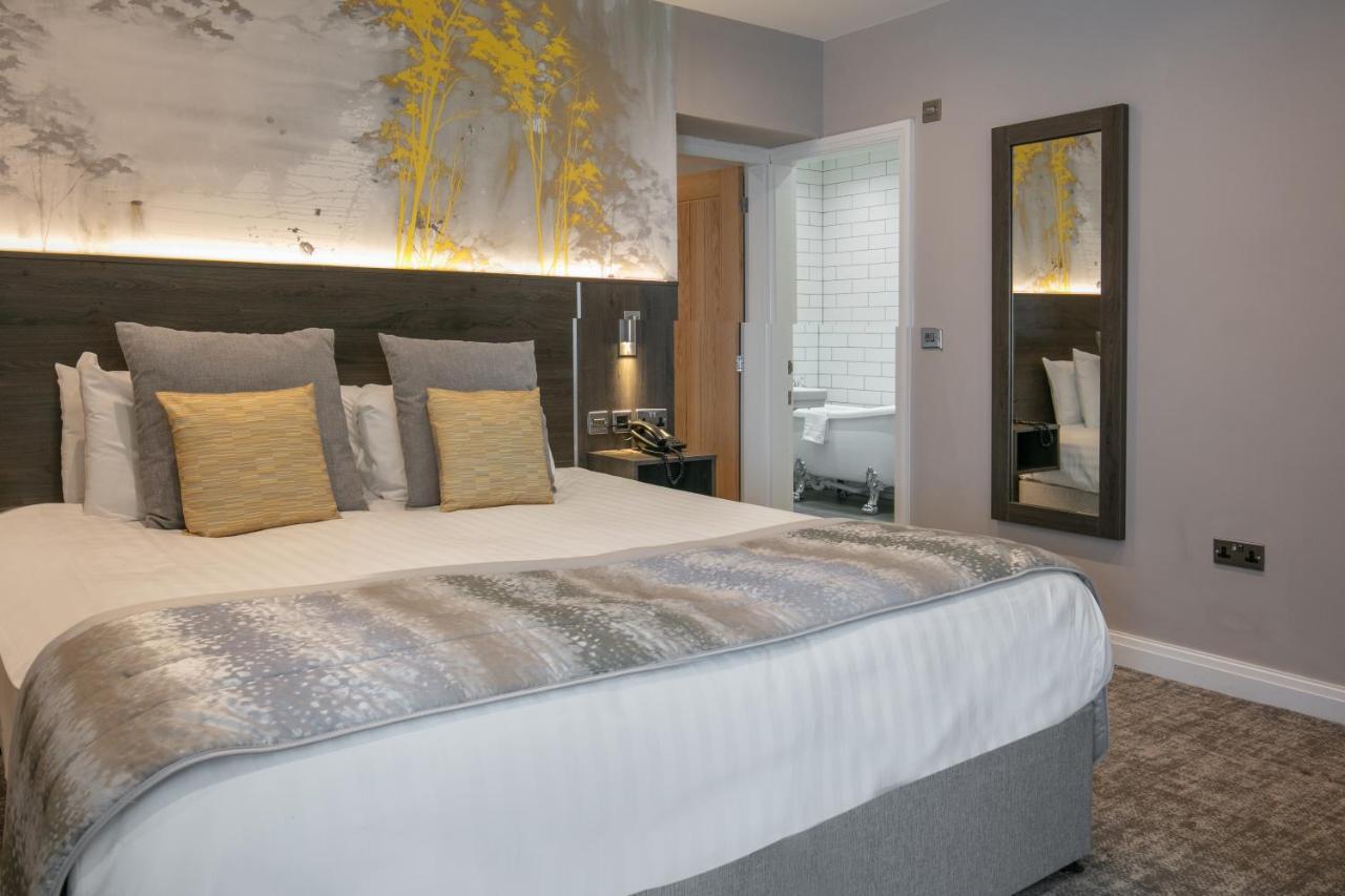 Barton Manor & Spa; Bw Signature Collection 4*