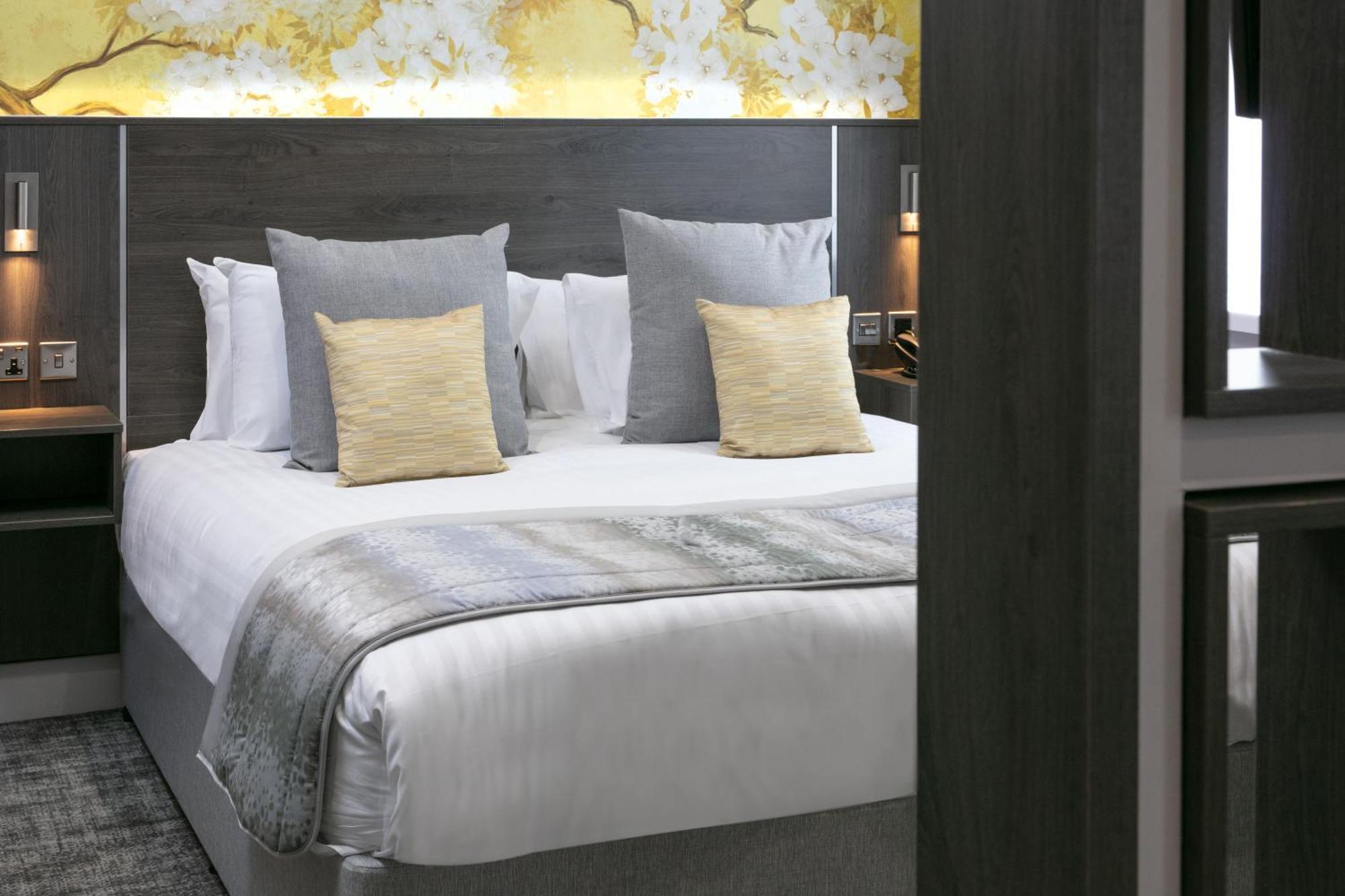 Отель Barton Manor & Spa; Bw Signature Collection 4*