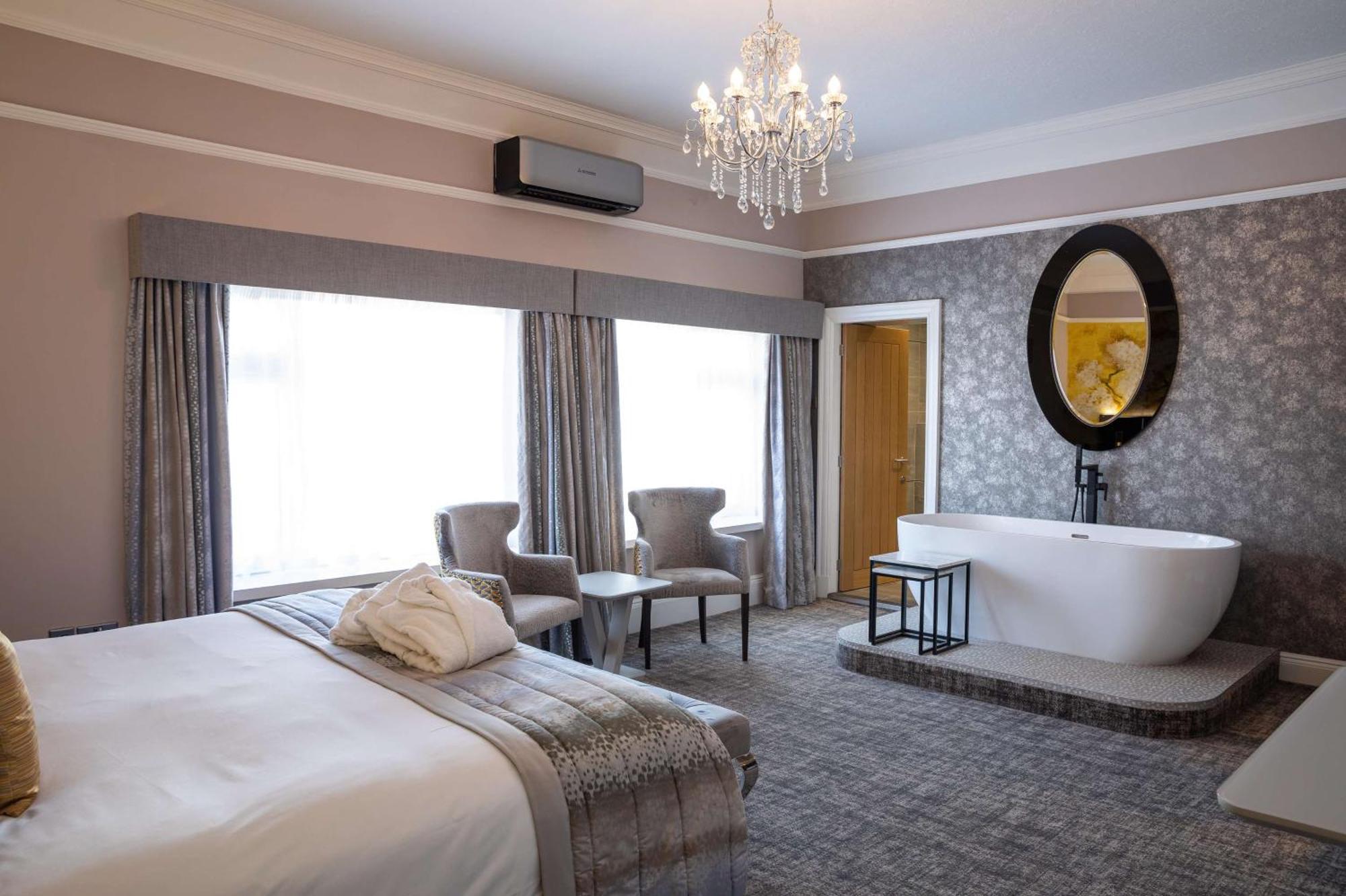Hotel Barton Manor & Spa; Bw Signature Collection
