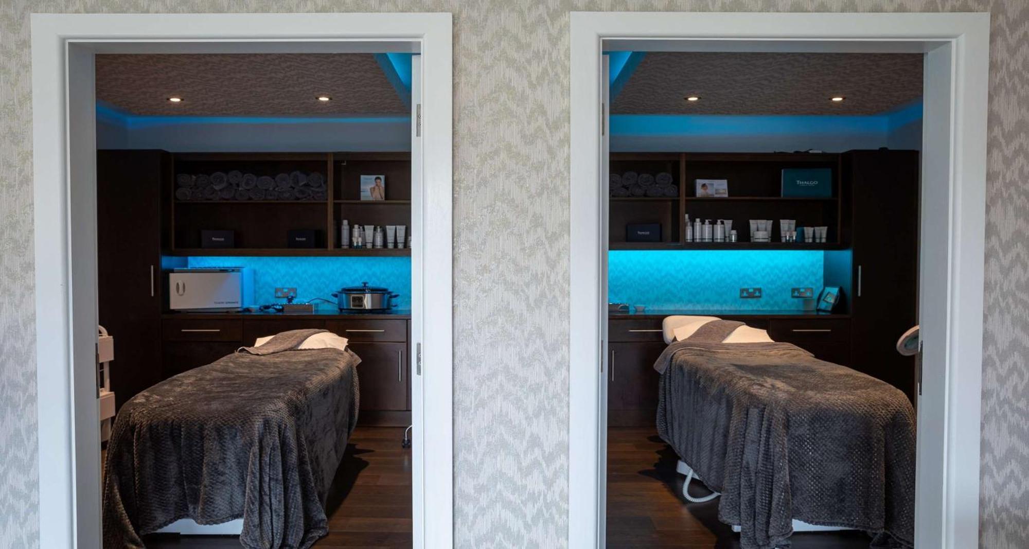 Barton Manor & Spa; Bw Signature Collection 4*