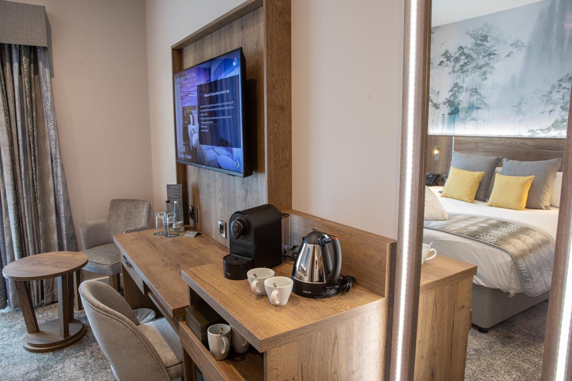 Manor & Spa; Bw Signature Collection Barton (Preston)